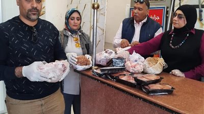 حررت 90 محضرا.. حملات مكثفة لتموين السويس تضبط مخالفات بالمخابز والأسواق 