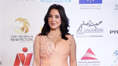 سلاف فواخرجي تكشف مفاجآة: أحضر لبرنامج عن المرأة المصرية لأنها جبارة