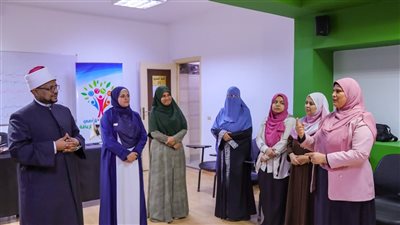 البحوث الإسلامية يكشف خطوات تطوير الخطاب الدعوي للواعظات بلغة الإشارة
