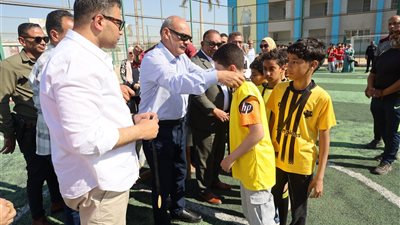 «نجوم الملاعب» تختتم فعالياتها في السويس وسط احتفاء بالطلاب الموهوبين رياضيا