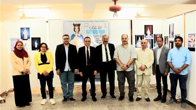 جامعة أسيوط تنظم معرض “دولوريس” بكلية الفنون الجميلة مجسدًا ملامح التبجيل الفن