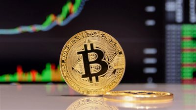 بيتكوين يهبط 6% لأدنى مستوى في شهرين وسط موجة بيع وضغوط قوية