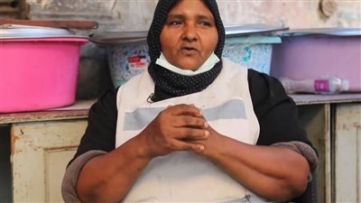 أم أميرة ملكة البطاطس.. رحلة كفاح من صعيد مصر إلى عالمية وسط البلد
