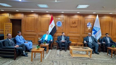 محافظ دمياط يزور جامعة كفرالشيخ ويشارك في مناقشة رسالة ماجستير بكلية الهندسة