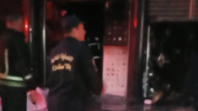 جانب من الحريق 