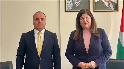 وزيرة خارجية فلسطين وسفير مصر برام الله يناقشان التطورات الخطيرة في الضفة