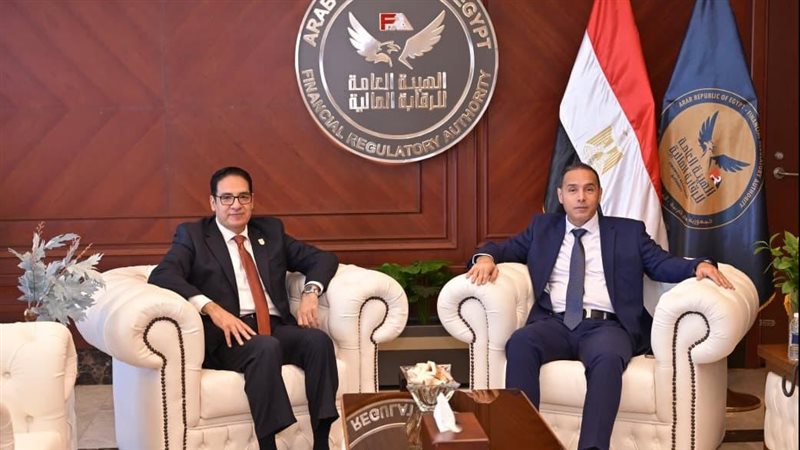 صورة من الزيارة 