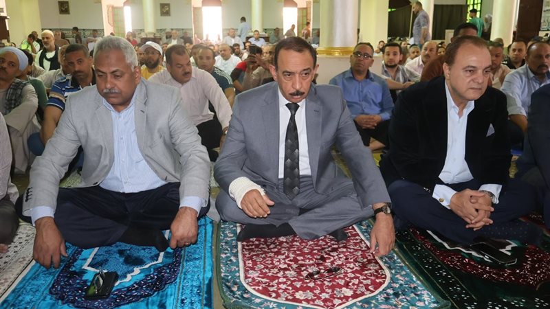 محافظ سوهاج خلال
