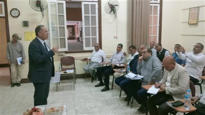 «من أجل الغد».. مدير تعليم أسيوط يشهد تدريب مديرى ووكلاء الإدارات التعليمية