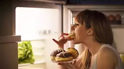 هل الأكل المتأخر تحت الضغط النفسي يسبب اضطرابات هضمية ؟
