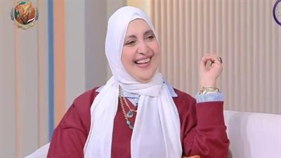 عادات وتقاليد.. لايف كوتش تكشف ما تقوم به العروس في العريش
