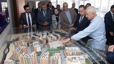 وزير التعليم العالي يتفقد الحرم الجديد لجامعة سنجور ببرج العرب