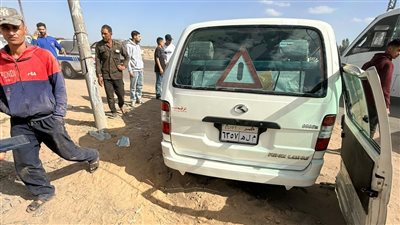 انقلاب ميكروباص فى مفارق التحرير بمدينة السادات وإصابة 6 أشخاص