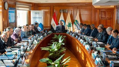 وزير البترول يشيد بالأداء المالي المتميز لشركة فجر المصرية للغاز الطبيعي