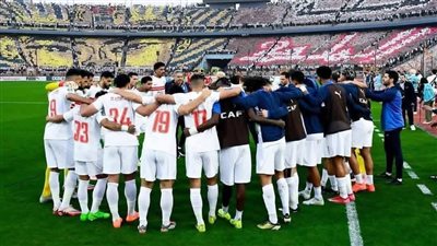 الزمالك ينظر رفع إيقاف القيد لحسم أولى صفقاته الصيفية