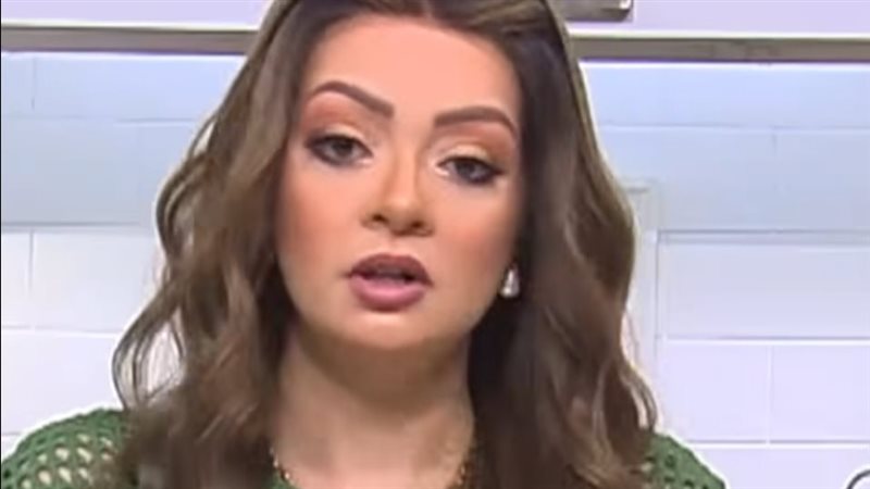 بمكونين فقط ..ساندرا