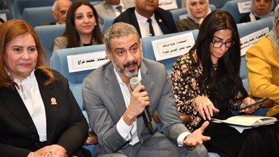 محمد فراج: الأطفال بعد الطلاق يعانون في صمت والمشرف الاجتماعي هو الحصن الحقيقي