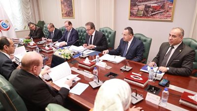 وزير الصحة يترأس جلسة اجتماع مجلس أمناء المجلس الصحي المصري
