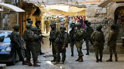 اعتقالات وترويع للأهالي.. تفاصيل 18 ساعة من الانتهاكات الإسرائيلية في قلنديا