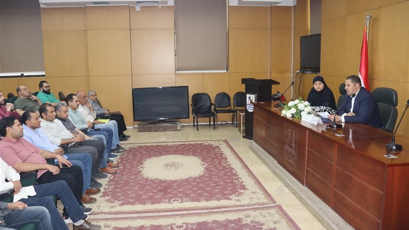 كامل غطاس السكرتير