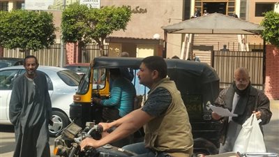 أسرة المجني عليه تصل محكمة جنايات المنوفية لحضور أولى جلسات محاكمة المتهم