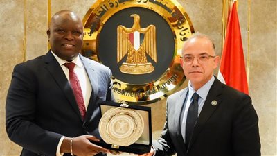 مصر وجنوب السودان تبحثان تعزيز التعاون الاستثماري والتجاري المشترك