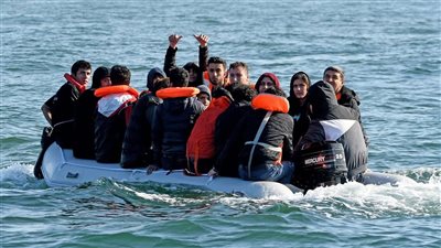 السجن 15 عامًا وغرامة مليون جنيه لمتهمين بالهجرة غير الشرعية