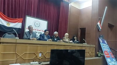 مجمع إعلام قنا يناقش دور الإعلام في نشر الوعي الرقمى بين الشباب