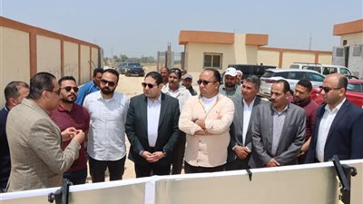 متابعة ميدانية لمشروع الصرف الصحي ضمن «حياة كريمة» بمركز ناصر ببني سويف