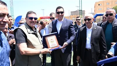 وزير الرياضة ومحافظ شمال سيناء يتابعان فعاليات المدينة الشبابية بالعريش