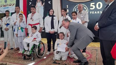 مدير تعليم أسيوط يشهد حفل ختام الأنشطة وتكريم أبطال الجمهورية من ذوى الهمم 