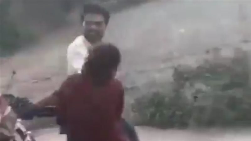 لحظات الاعتداء على