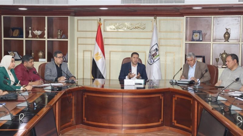 جانب من اجتماع السكرتير