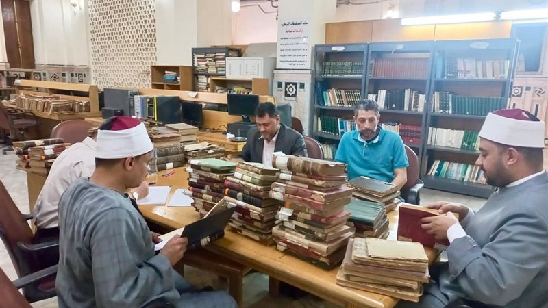 مكتبة المخطوطات بالسيدة