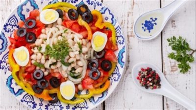 طريقة عمل     سلطة الفاصوليا وصفة صحية عالية البروتين وسهلة التحضير