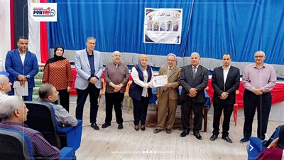 تعليم الفيوم يحتفل بعيد العمال ويكرم عدد من العاملين بالمديرية 2026