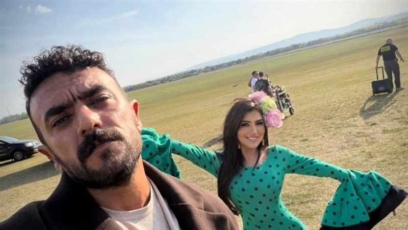 أحمد العوضي ومي عمر