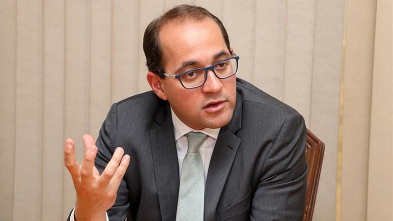 وزير المالية أحمد