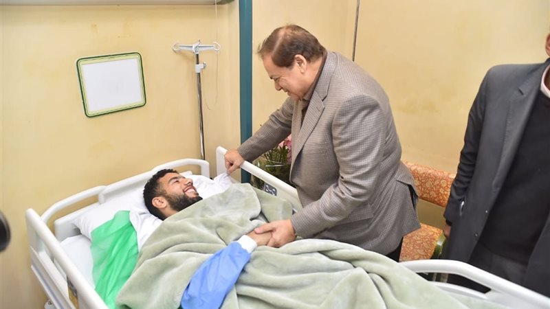 مالك سيراميكا يؤازر