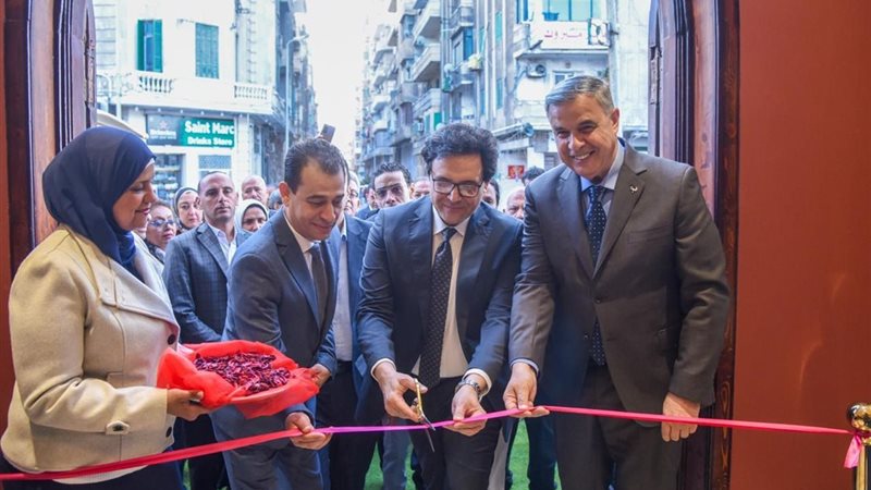 محافظ الإسكندرية