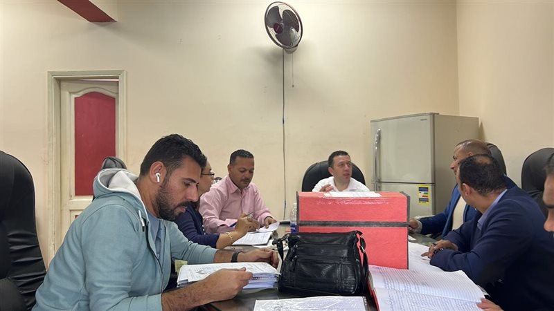 لجنة من الشباب والرياضة
