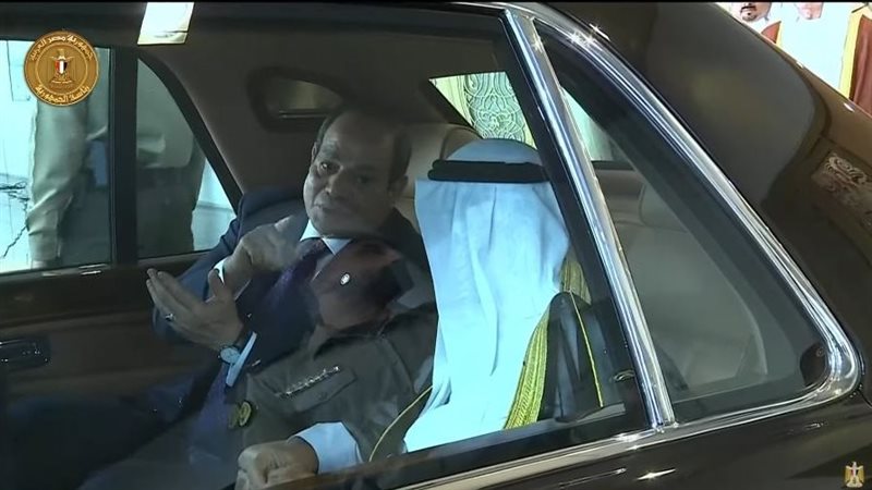 الرئيس السيسي يصل