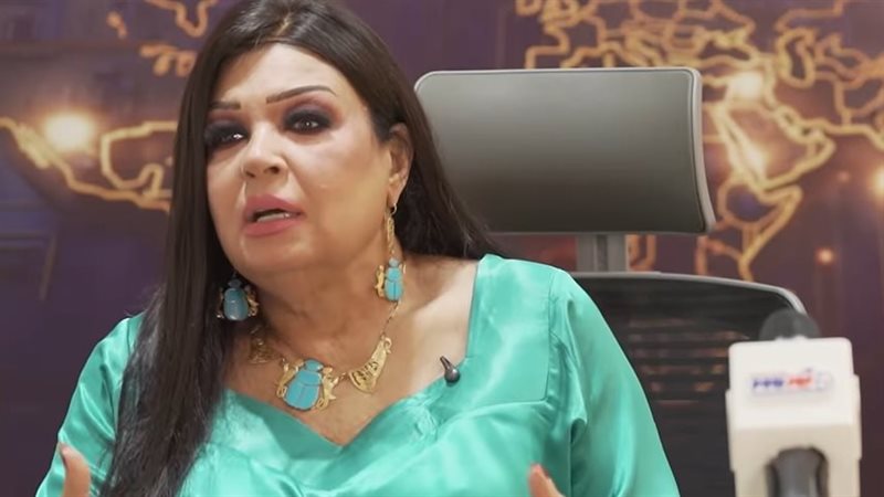 فيفي عبده في ندوة