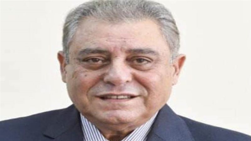 السفير حازم خيرت