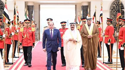 الرئيس السيسي يغادر الكويت بعد زيارة رسمية لتعزيز العلاقات الثنائية