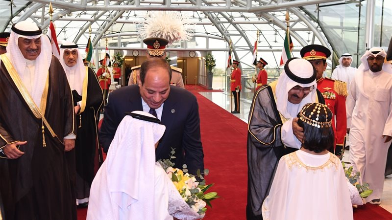استقبال السيسي في