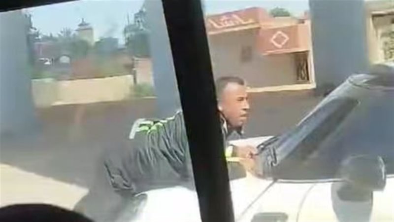فيديو سحل أمين شرطة