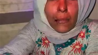 افتكروهم بيخطفوا الأطفال.. القبض على سيدتين أثناء تسولهما في المحلة |صور