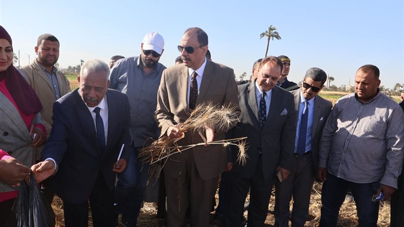 محافظ سوهاج يتفقد