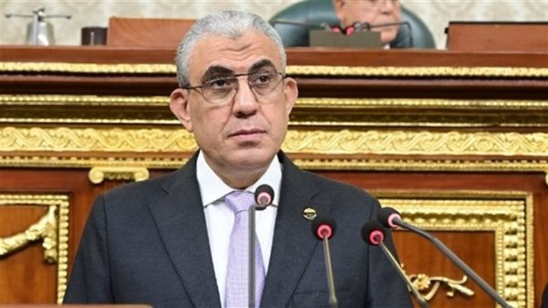 النائب عادل عبد
